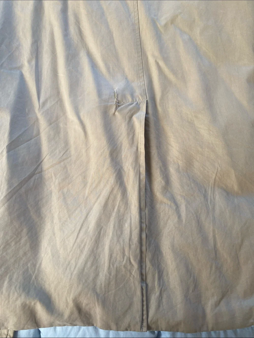 Burberry Beige Women's Trench Coat - Picture 9 of 11
